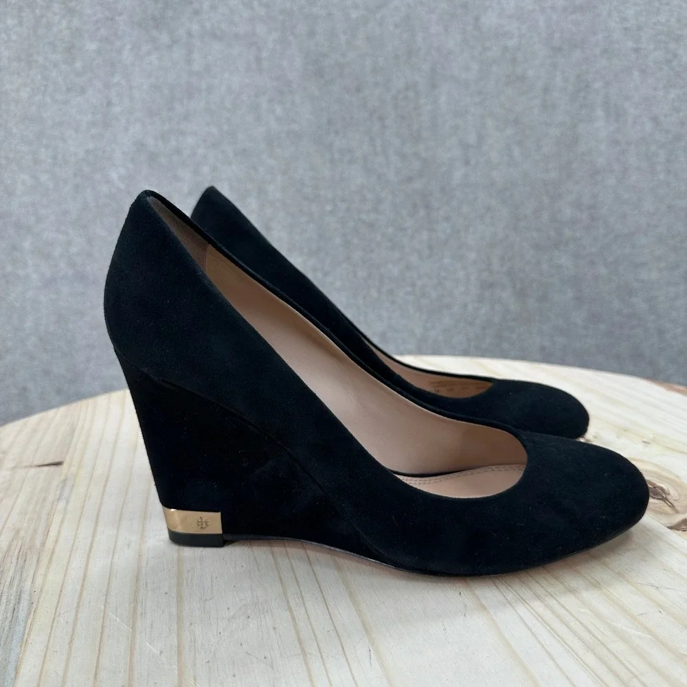 Tory Burch Astoria Wedge Pumps Womens 8.5 Black Suede Gold Logo Heels